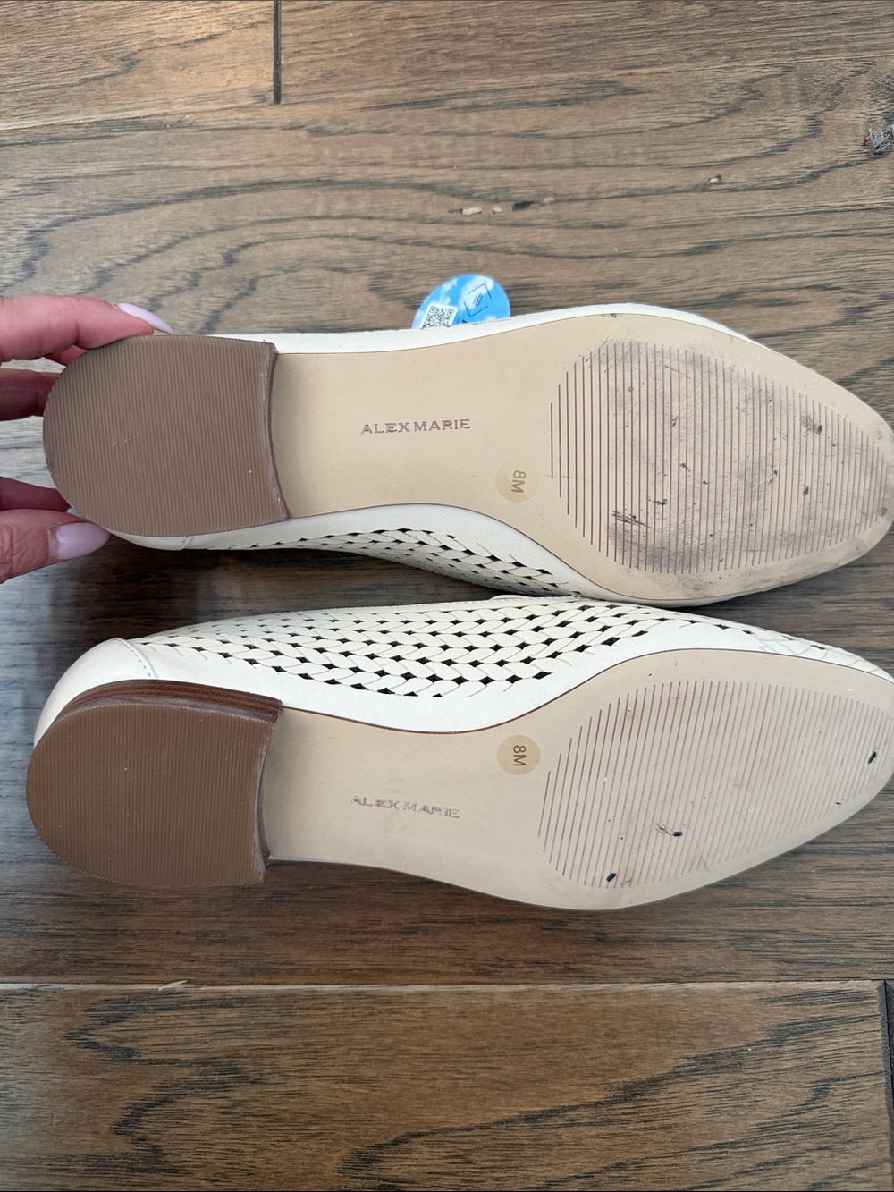Alex Marie Arlias Ivory Laser Cut Perforated Leather Loafers Sz 8 - Picture 4 of 8